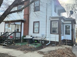 833 Hovey Ave, Rockford, IL 61103