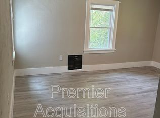 900 Washington Ave #3, Alton, IL 62002