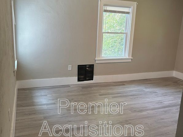 900 Washington Ave #3