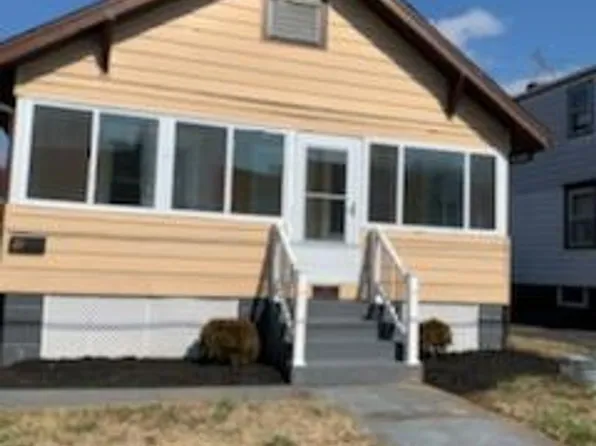 27 W Reamer Ave, Wilmington, DE 19804