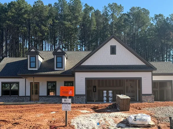 292 Weslyn Dr, Social Circle, GA 30025