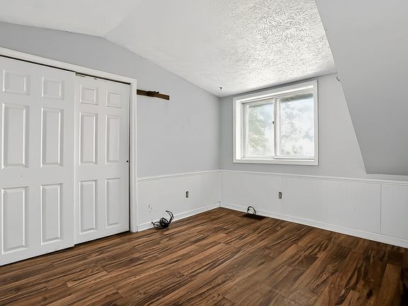 41st image of 514 Whippoorwill Ln