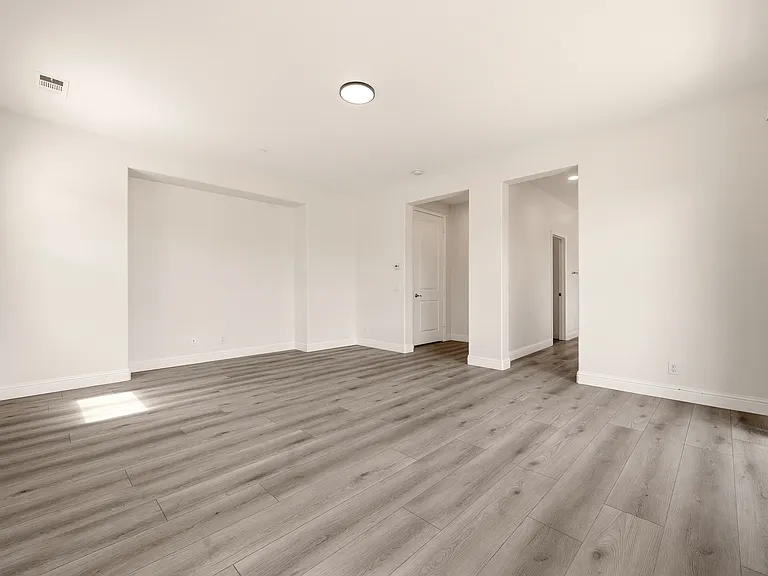 10828 Portofino Ln — Photo 22