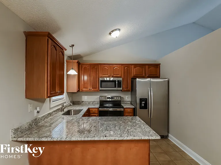 101 Ayden Dr — Photo 5