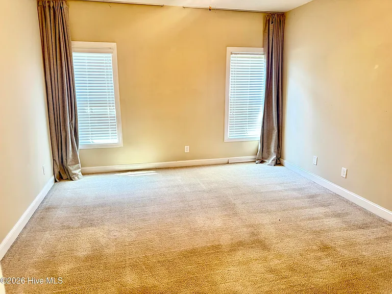 2301 Sweet Bay Dr #B — Photo 7
