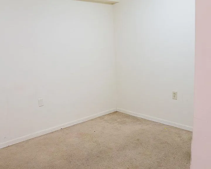 1669 Summit St #1675 — Photo 29