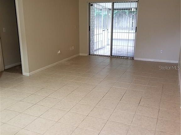 4th image of 9515 Lake Park Dr #9515