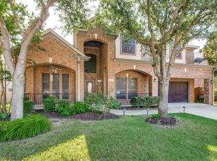 953 Tara Dr, Burleson, TX 76028