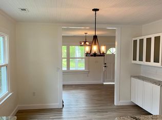 512 N Academy St, Cary, NC 27513
