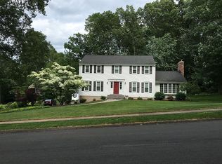 30 Bunker Hill Rd, Glastonbury, CT 06033