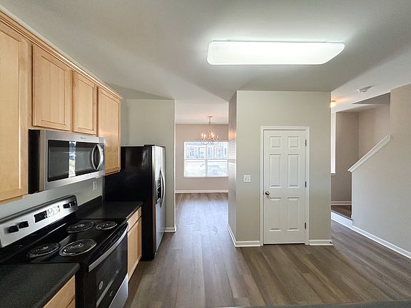 4th image of 20 Arbor Hill Pl