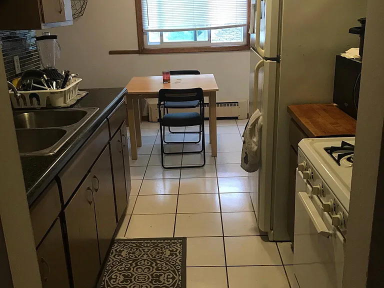 3319 Pleasant Ave — Photo 4