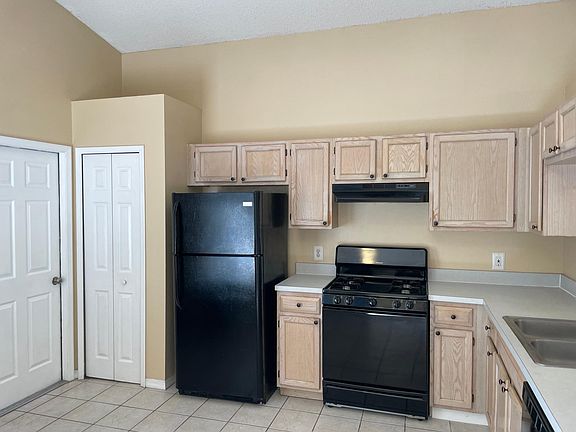 5th image of 4189 Shadow Creek Cir