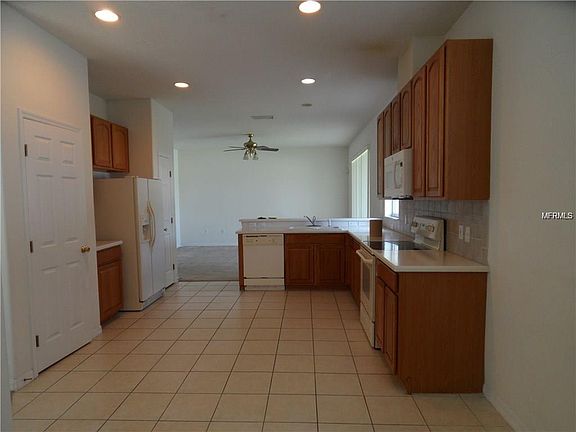 3rd image of 8835 Royal Enclave Blvd