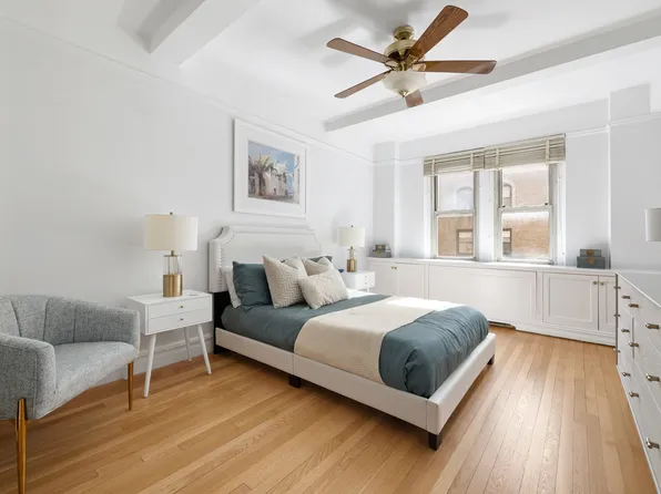 7 East 85th Street image 4 of 8