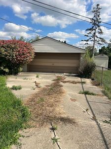 1639 Winifred St, Westland, MI, 48186
