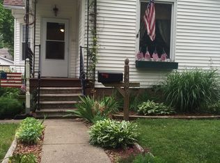 1409 S Pasfield St, Springfield, IL 62704