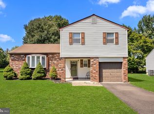 1272 Boyd Rd, Warminster, PA 18974