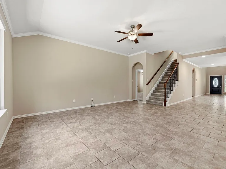 34 Sawbridge Cir — Photo 8