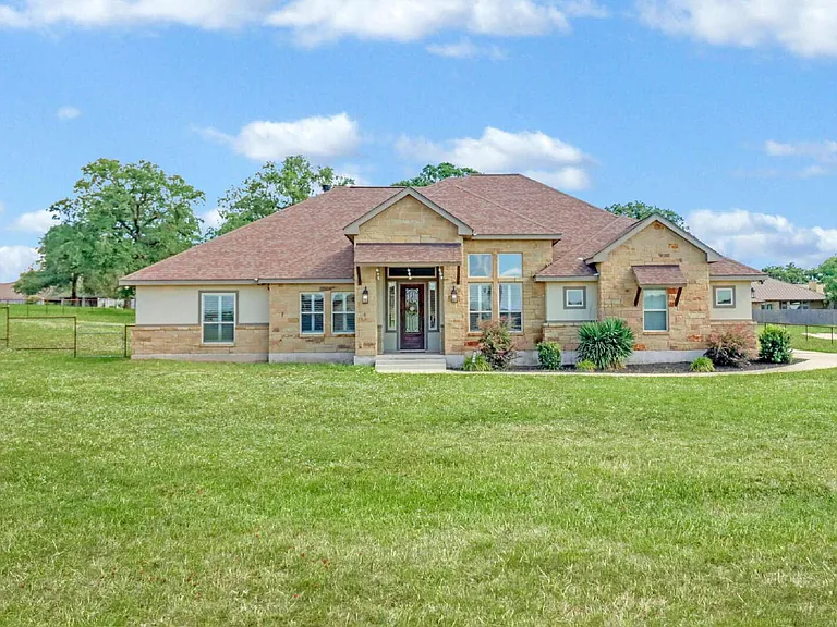 380 Abrego Lake Dr — Photo 1