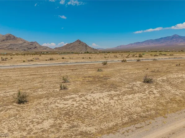 5890 Da Vinci Ln, Pahrump, NV 89060