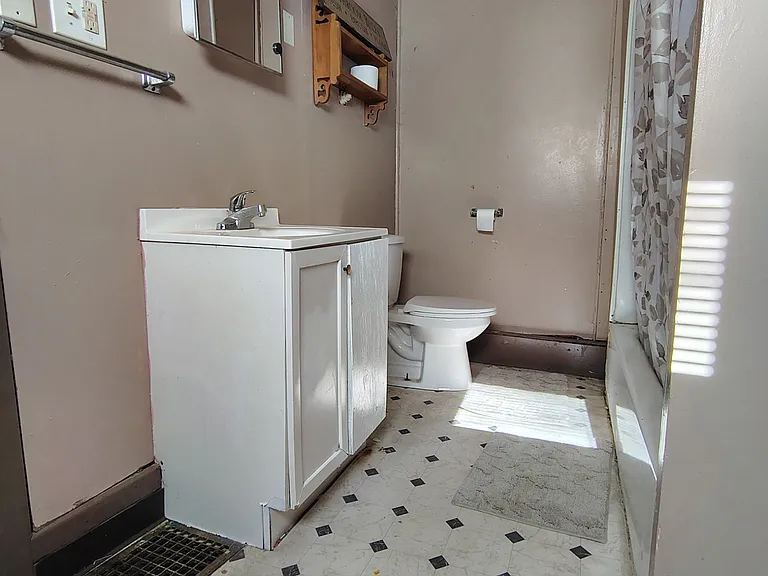 217 Hoffman Ave #1 — Photo 2
