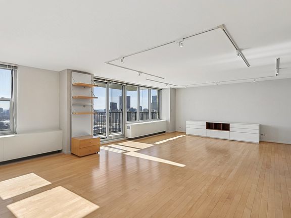 3rd image of 400 E Randolph St #3719-20