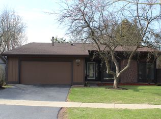 545 Sequoia Trl, Roselle, IL 60172