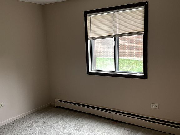 4th image of 1561 N Winslowe Dr #1A