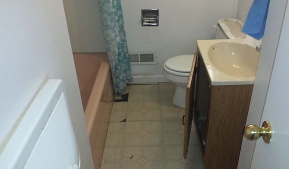 2nd image of 7304 E 108th Dr