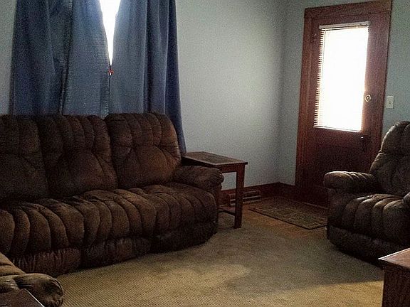 livingroom/front door