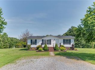 800 Lavender Rd, Grover, NC 28073