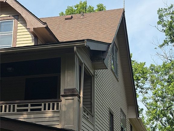 3rd image of 3646 Chelton Rd