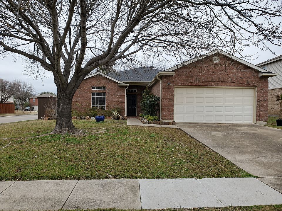 1st image of 2301 Hickory Ct