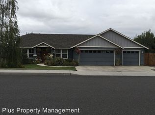 2107 SW Obsidian Ave, Redmond, OR 97756