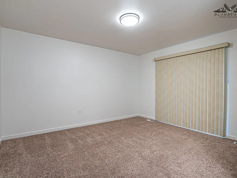 1290 N Hoka Hay Cir — Photo 10