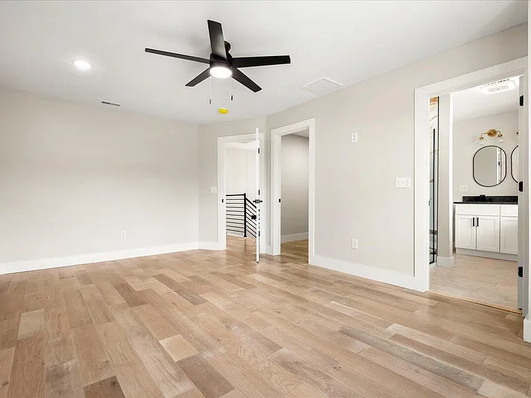 143 Crooked Creek Dr — Photo 18