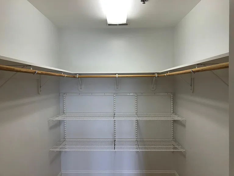 401 S Main St #204 — Photo 15