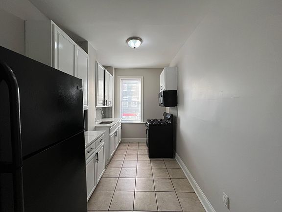 2nd image of 1062 Westside Ave #24E