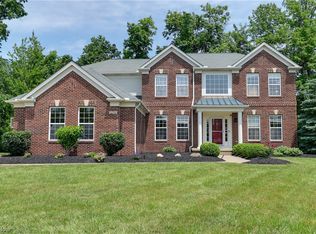 2781 Redwick Ct, Avon, OH 44011