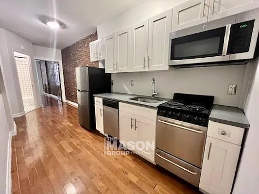 Rented by Mason Group LLC | media 11