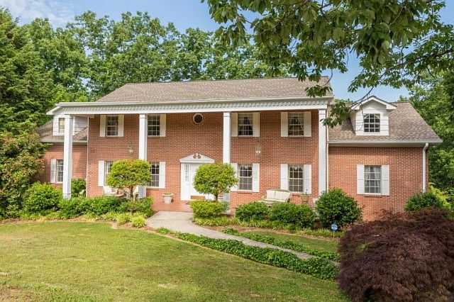 1st image of 4739 Sussex Ln