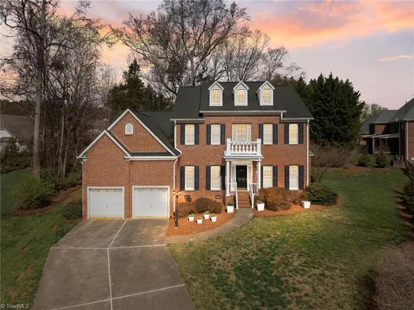 6835 Doublegate Dr, Clemmons, NC 27012