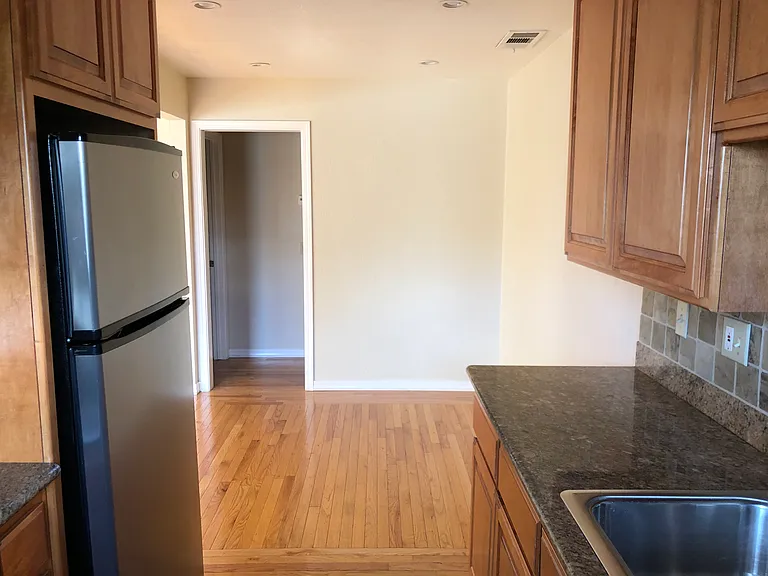 965 Mangrove Ave #13 — Photo 10