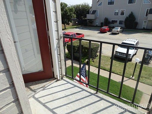 2nd image of 11510 N May Ave APT 207