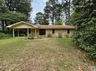 105 Pine St, Redwater, TX 75573