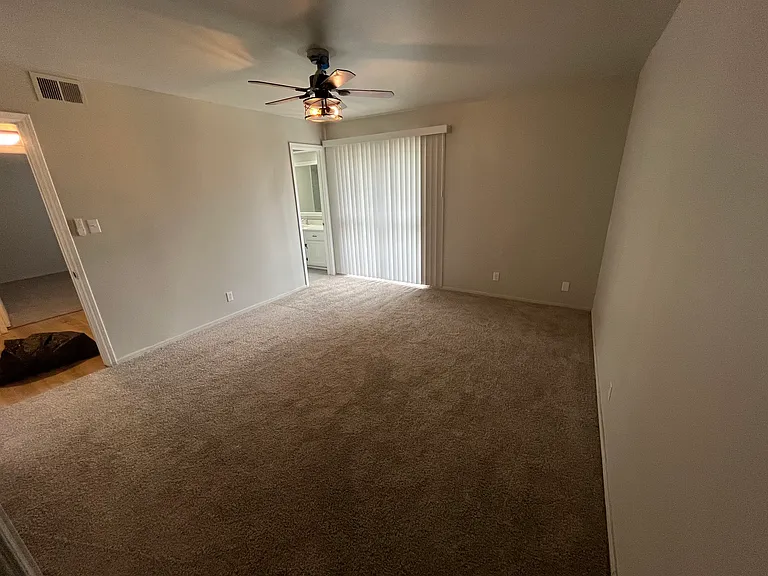 6729 S Richmond Ave #530 — Photo 10