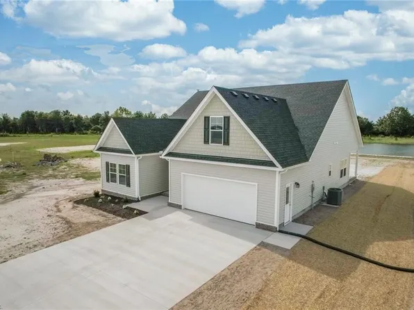 23205 Scottswood Dr, Franklin, VA 23851