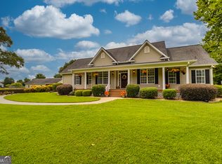 121 Grape Creek Rd, Milner, GA 30257