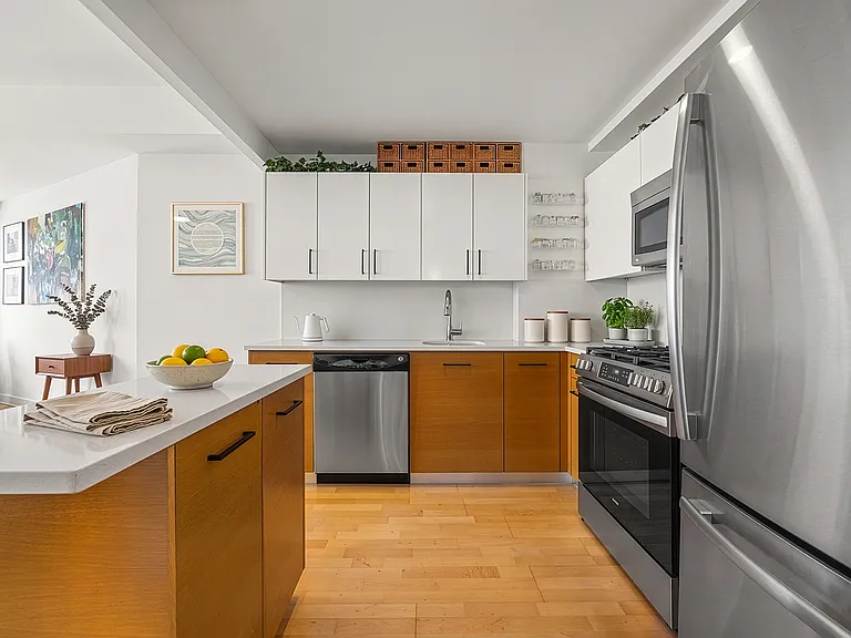 133 Water St #4C — Photo 4